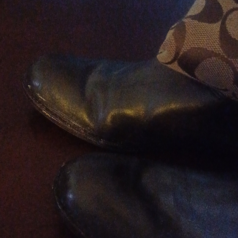 Coach Black and Tan Heeled Boots - Picture 4 of 7